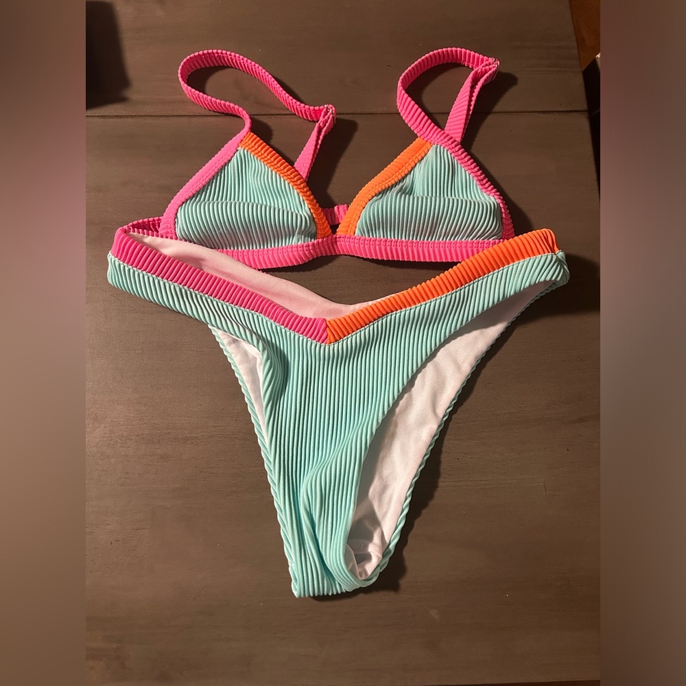 Cute bikini set